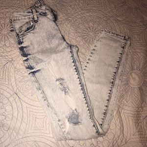 Light wash ripped jeans